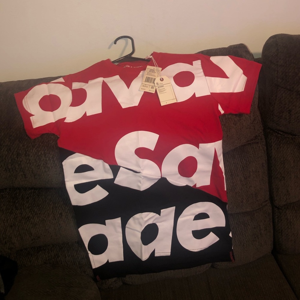SAVAGE T-Shirt (Boys Medium 8-10) NWT
